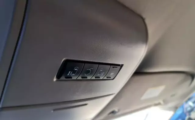 CHRYSLER Town & Country 