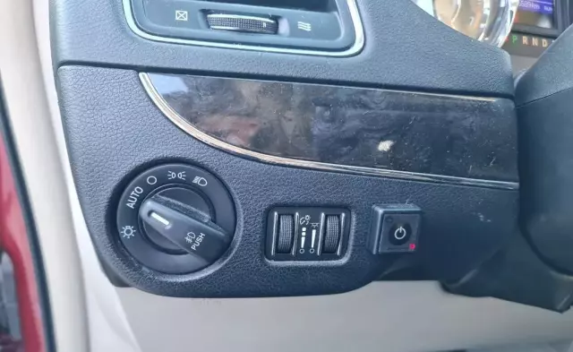 CHRYSLER Town & Country 