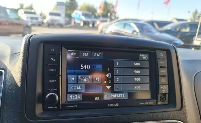 CHRYSLER Town & Country 