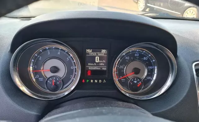 CHRYSLER Town & Country 