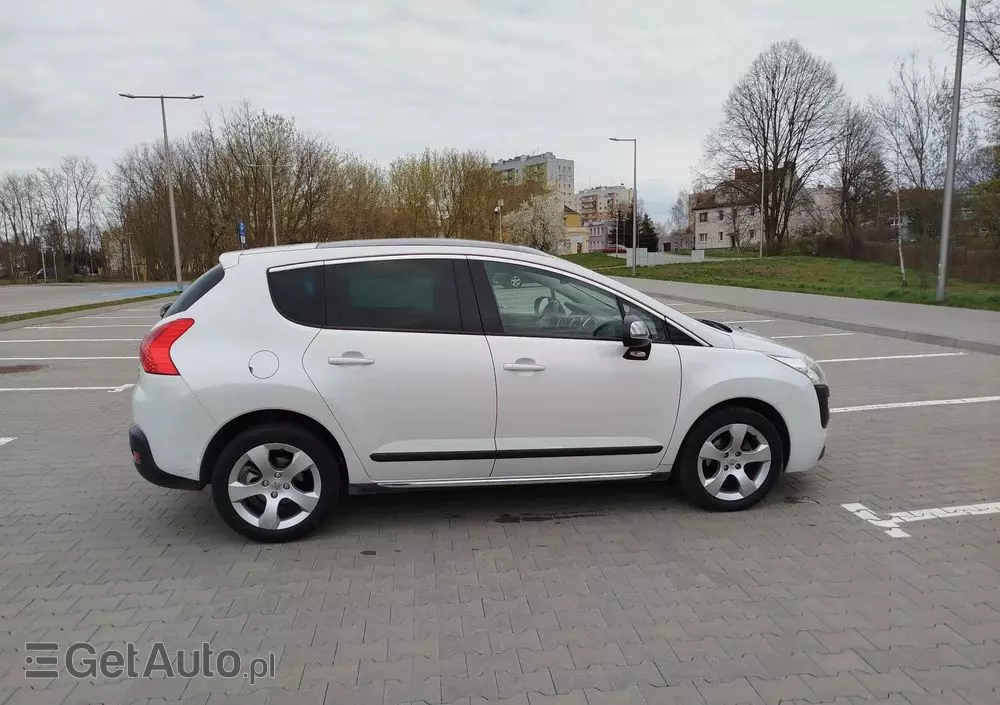 PEUGEOT 3008 E-HDi 115 ETG6 Stop&Start Allure