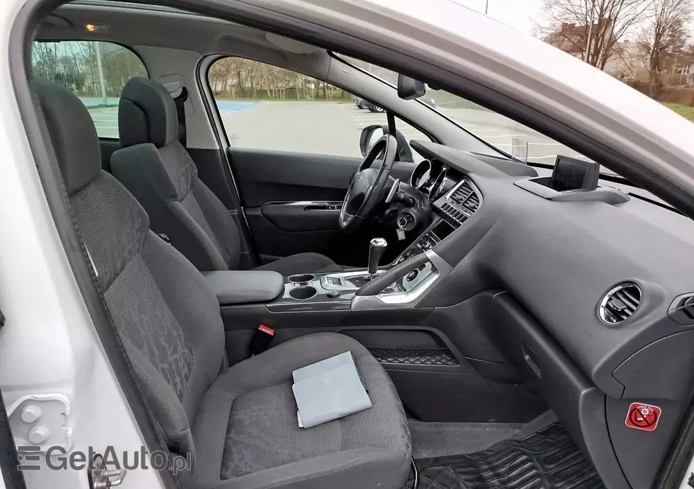 PEUGEOT 3008 E-HDi 115 ETG6 Stop&Start Allure