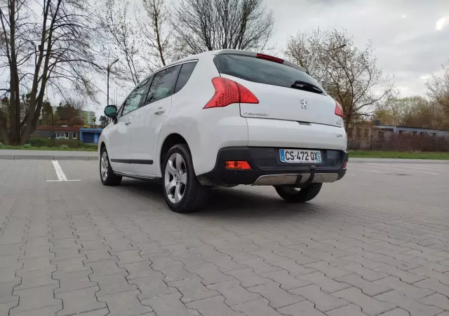 PEUGEOT 3008 E-HDi 115 ETG6 Stop&Start Allure