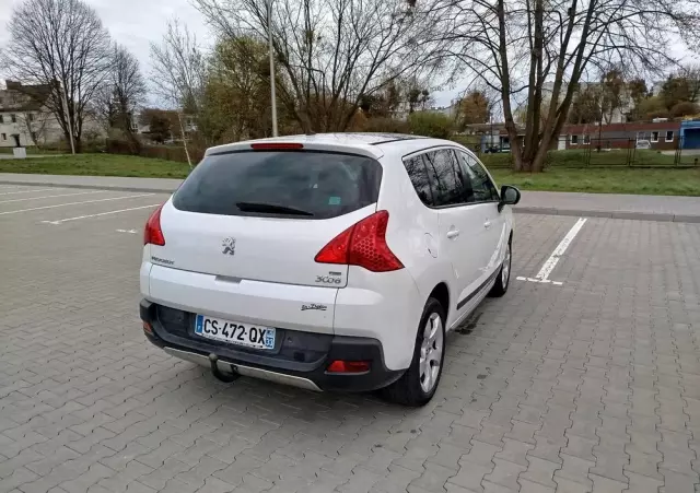 PEUGEOT 3008 E-HDi 115 ETG6 Stop&Start Allure