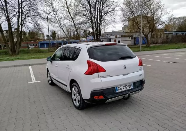 PEUGEOT 3008 E-HDi 115 ETG6 Stop&Start Allure