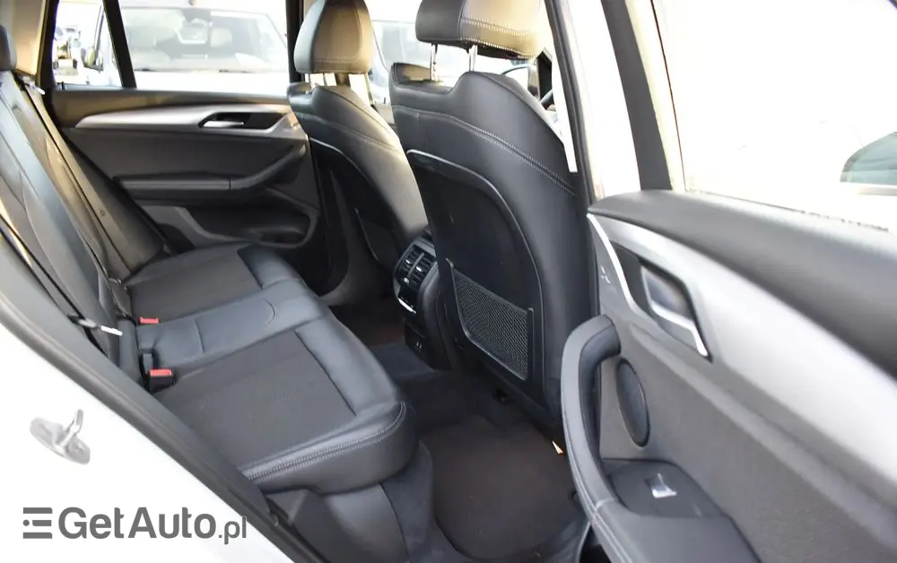 BMW X3 XDrive20i GPF Advantage