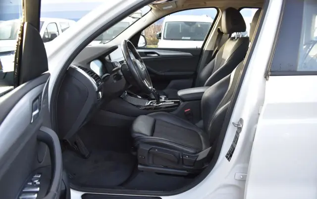 BMW X3 XDrive20i GPF Advantage