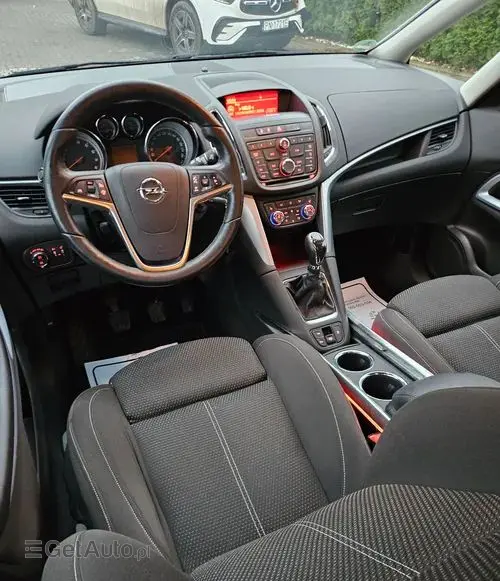 OPEL Zafira 