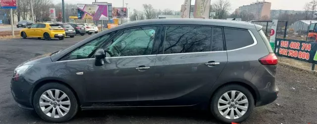 OPEL Zafira 