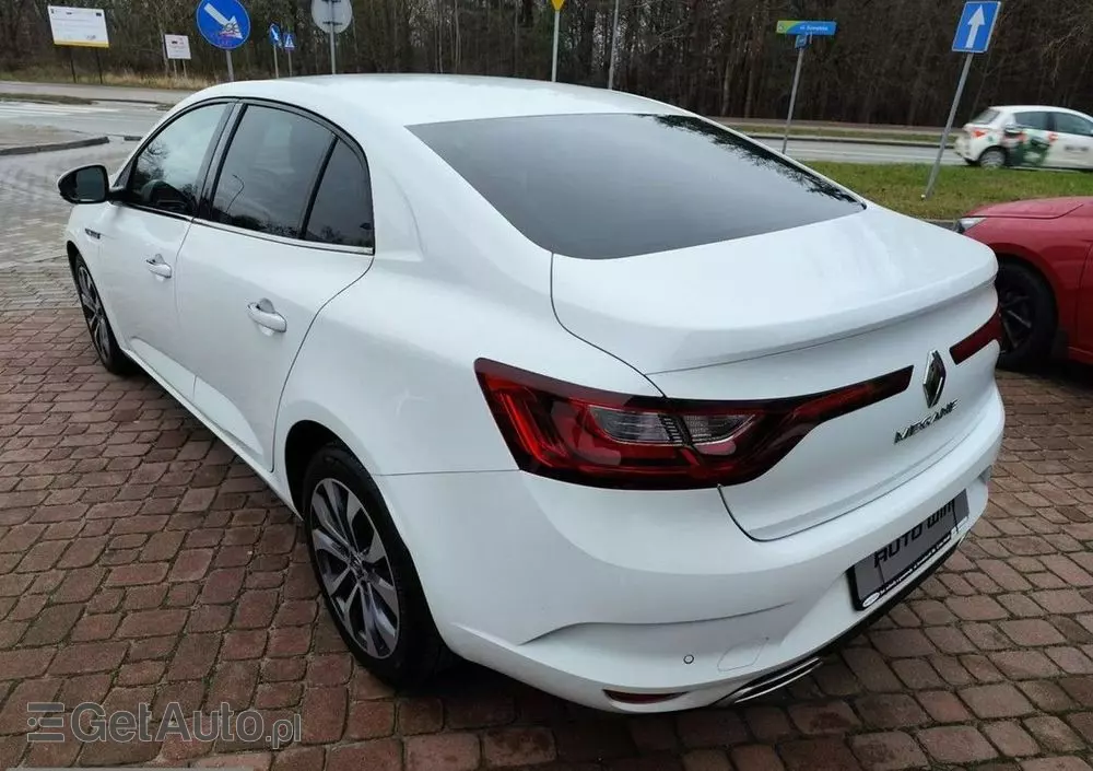 RENAULT Megane 1.3 TCe Intens EDC