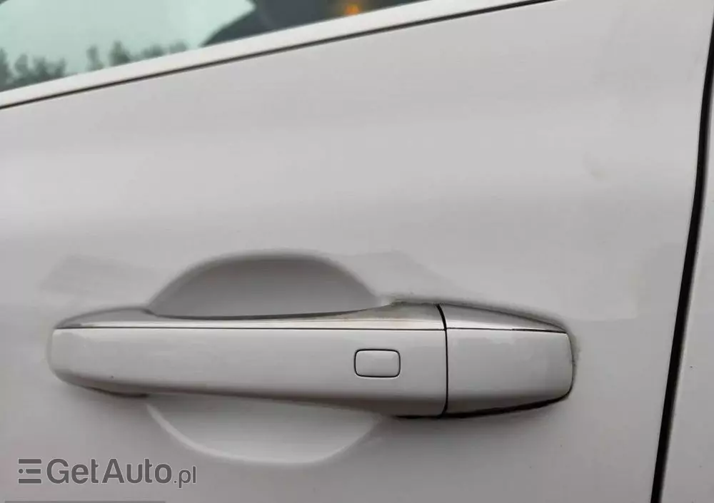 RENAULT Megane 1.3 TCe Intens EDC