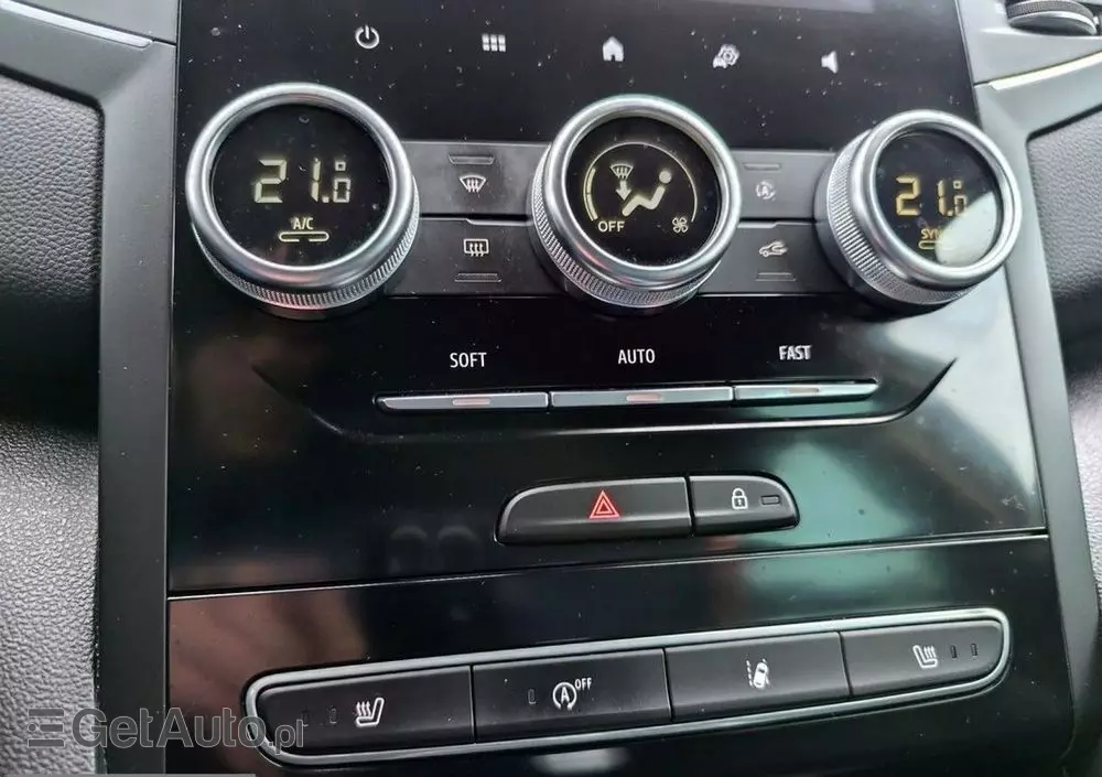 RENAULT Megane 1.3 TCe Intens EDC