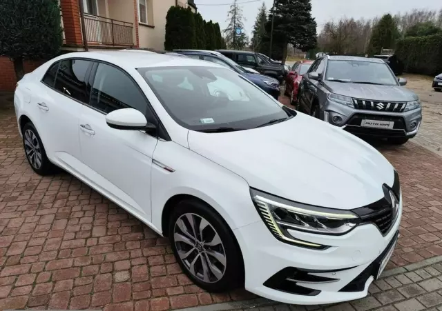 RENAULT Megane 1.3 TCe Intens EDC