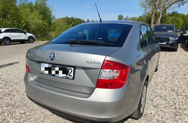 SKODA Rapid 