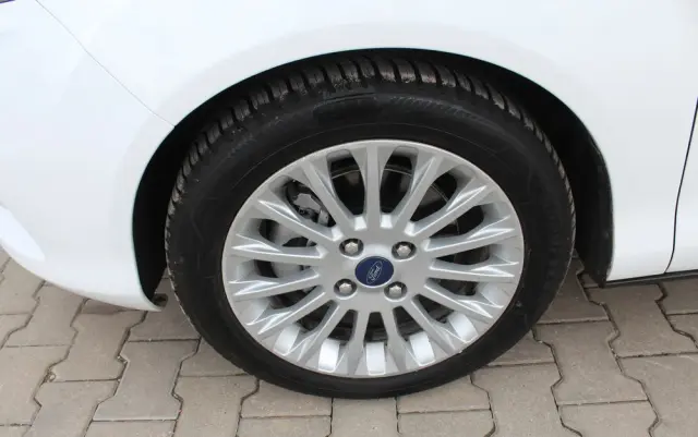 FORD B-MAX 1.0 EcoBoost Titanium