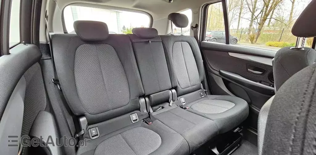 BMW Seria 2 218d (150 KM) xDrive