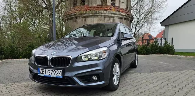 BMW Seria 2 218d (150 KM) xDrive