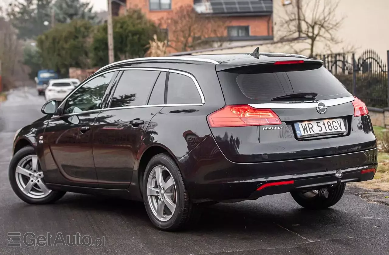 OPEL Insignia 