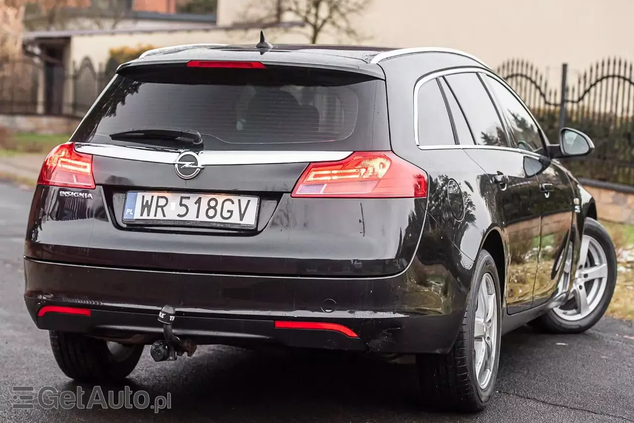 OPEL Insignia 