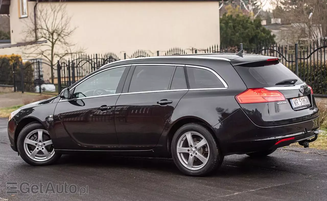OPEL Insignia 