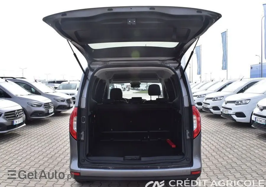 MERCEDES-BENZ Klasa T 180 d Progressive