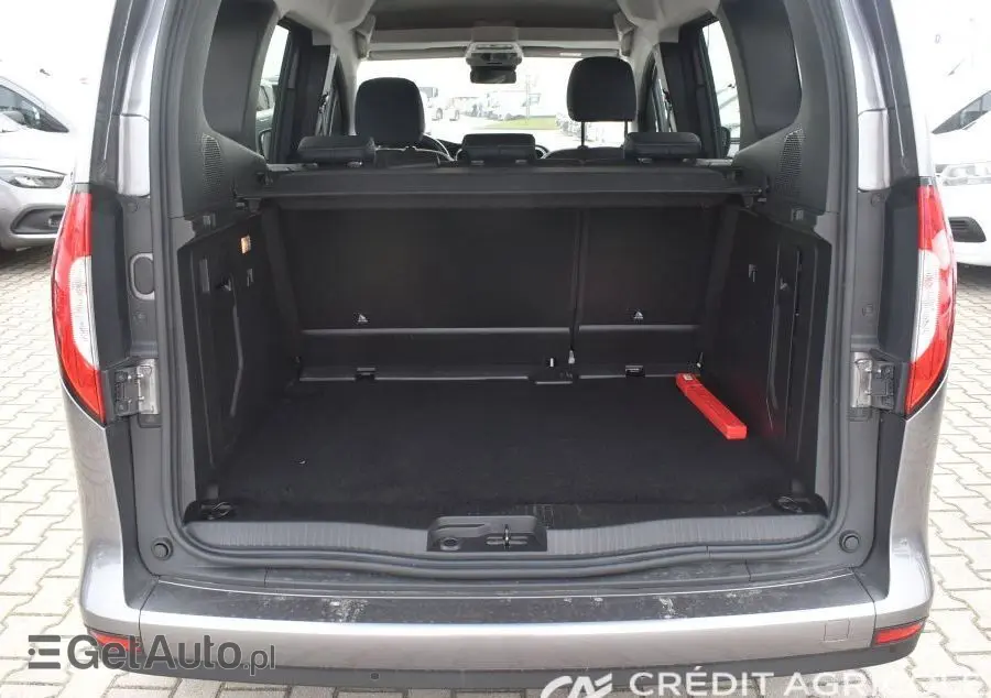 MERCEDES-BENZ Klasa T 180 d Progressive