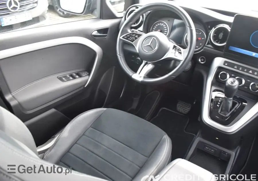 MERCEDES-BENZ Klasa T 180 d Progressive