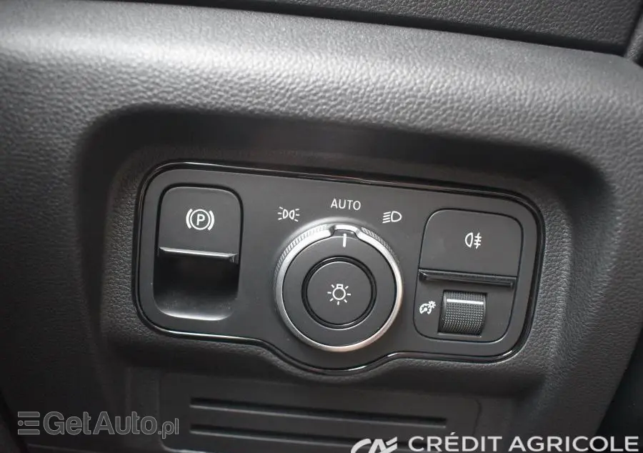 MERCEDES-BENZ Klasa T 180 d Progressive