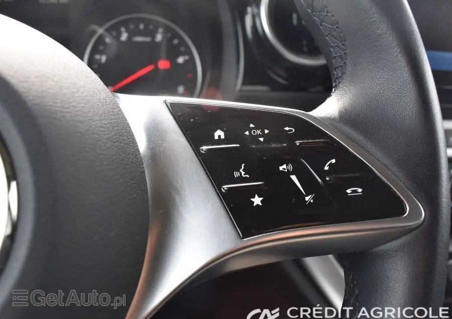 MERCEDES-BENZ Klasa T 180 d Progressive