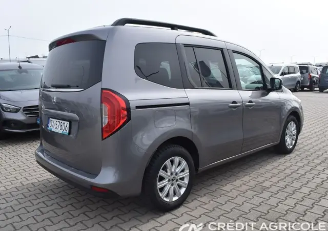 MERCEDES-BENZ Klasa T 180 d Progressive