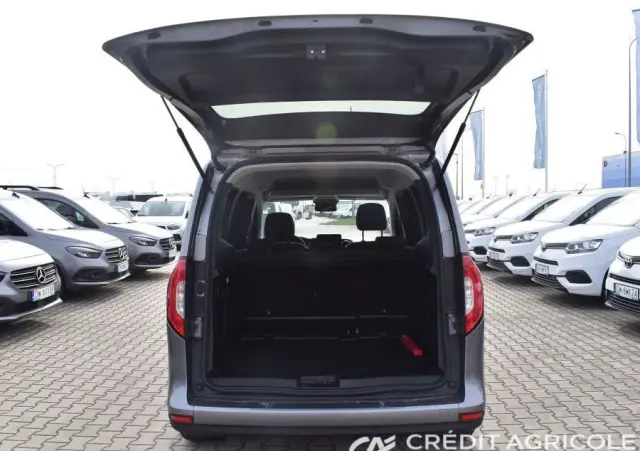 MERCEDES-BENZ Klasa T 180 d Progressive