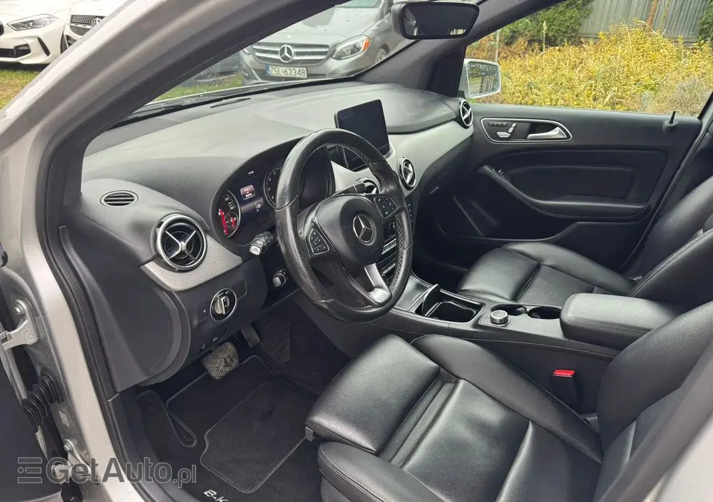 MERCEDES-BENZ Klasa B 250 4Matic 7G-DCT UrbanStyle Edition