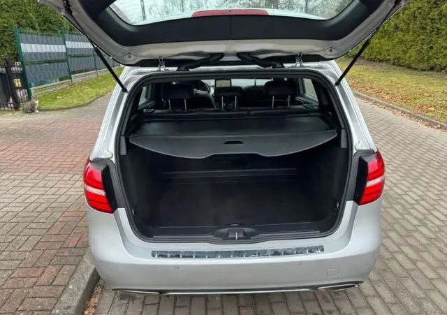 MERCEDES-BENZ Klasa B 250 4Matic 7G-DCT UrbanStyle Edition