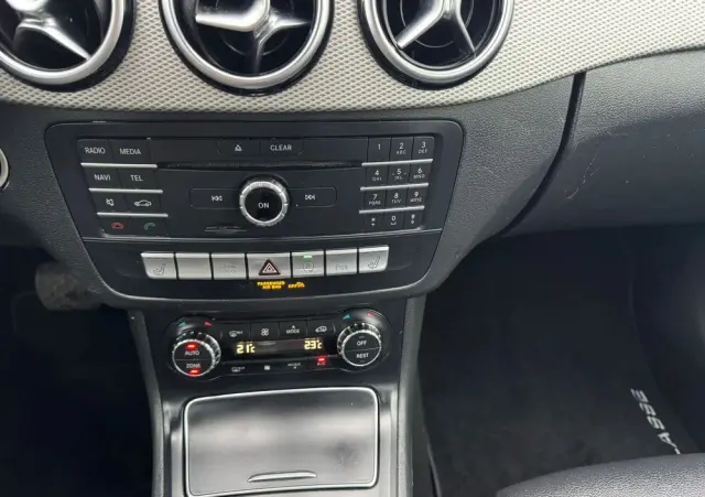 MERCEDES-BENZ Klasa B 250 4Matic 7G-DCT UrbanStyle Edition