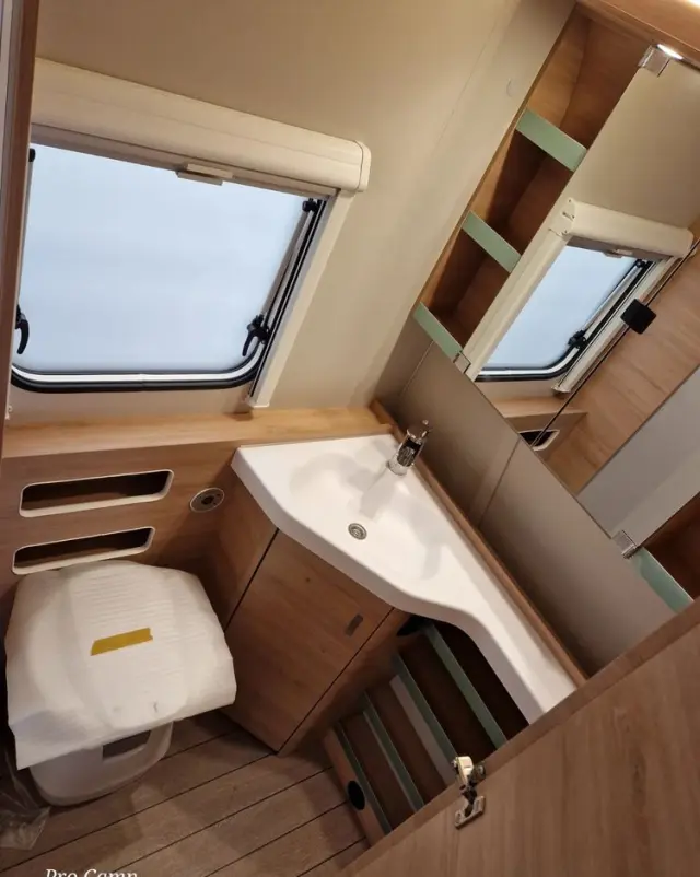 KNAUS Sudwind 580 QS 