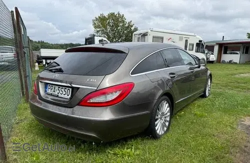 MERCEDES-BENZ CLS 