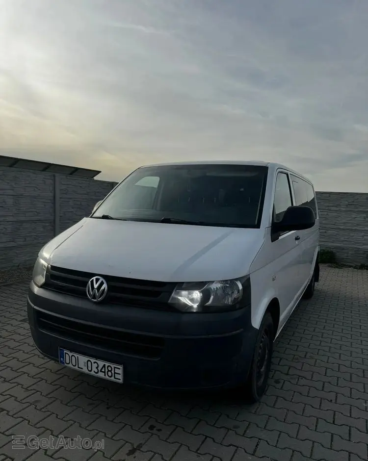 VOLKSWAGEN Transporter L2H1