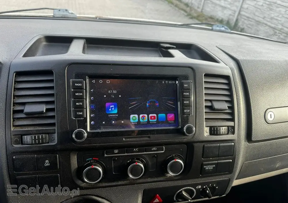 VOLKSWAGEN Transporter L2H1