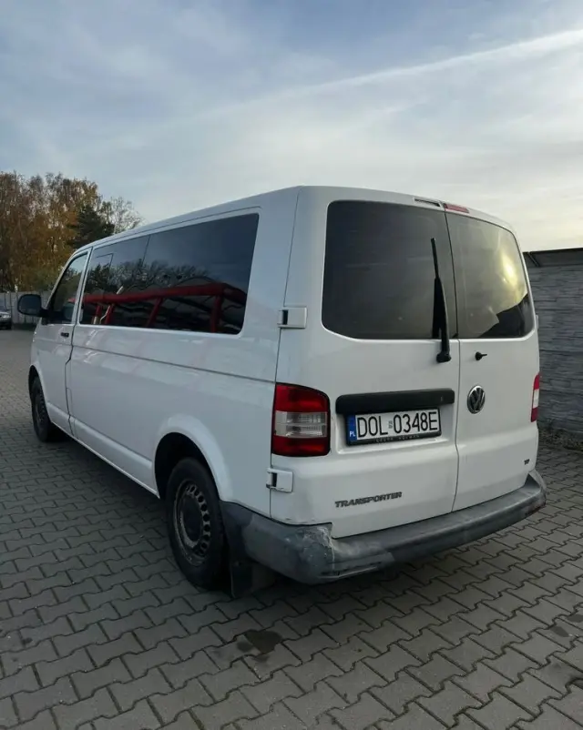 VOLKSWAGEN Transporter L2H1