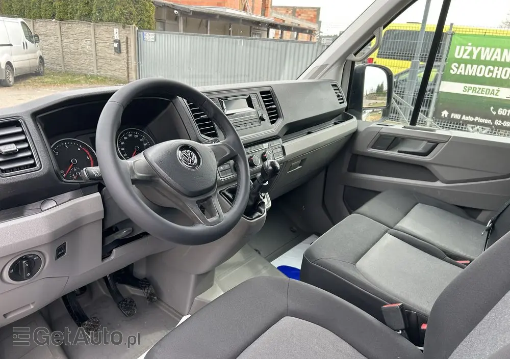 VOLKSWAGEN CRAFTER L2H2  2.0 TDI 7-osobowa brygadówka 