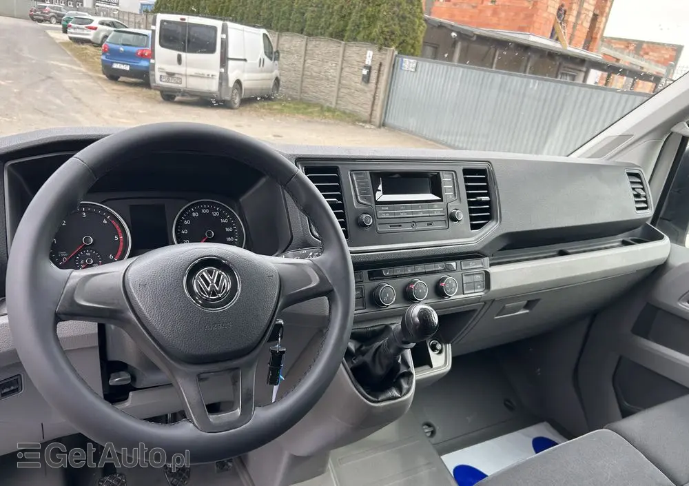 VOLKSWAGEN CRAFTER L2H2  2.0 TDI 7-osobowa brygadówka 