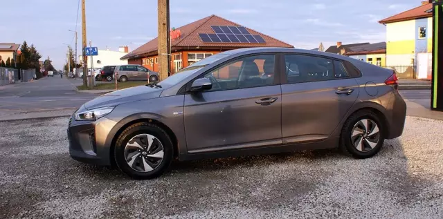 HYUNDAI IONIQ Hybrid 1.6 GDI