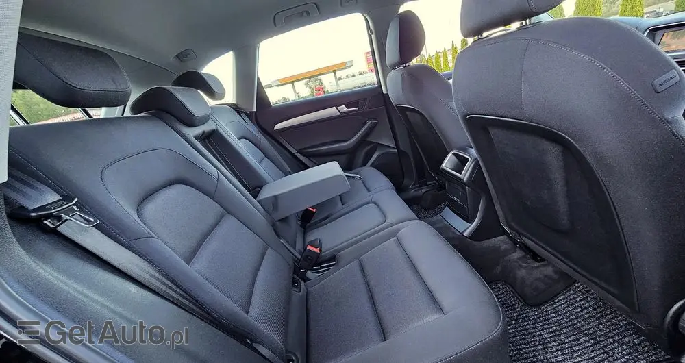 AUDI Q5 2.0 TFSI quattro