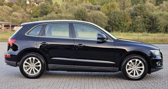 AUDI Q5 2.0 TFSI quattro