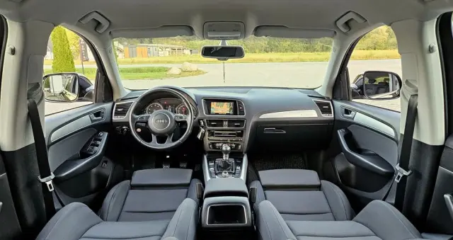 AUDI Q5 2.0 TFSI quattro