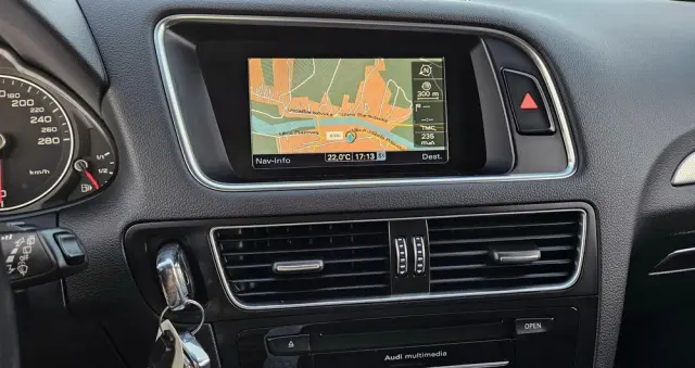 AUDI Q5 2.0 TFSI quattro