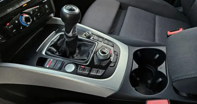 AUDI Q5 2.0 TFSI quattro