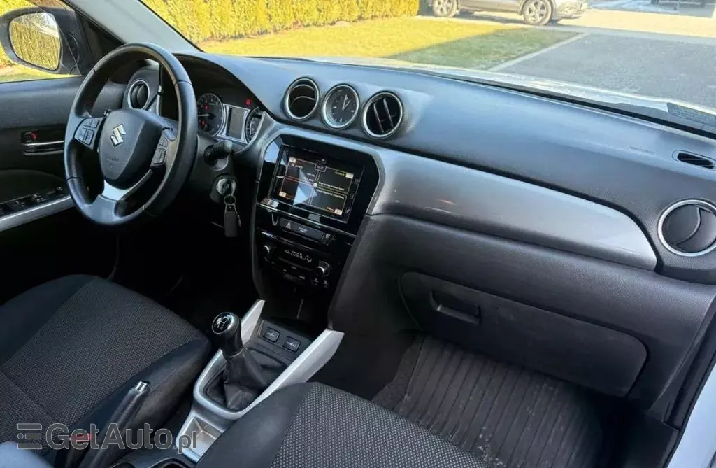 SUZUKI Vitara 