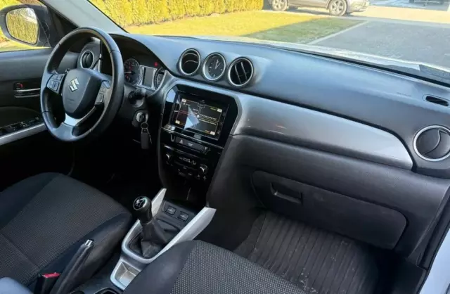 SUZUKI Vitara 