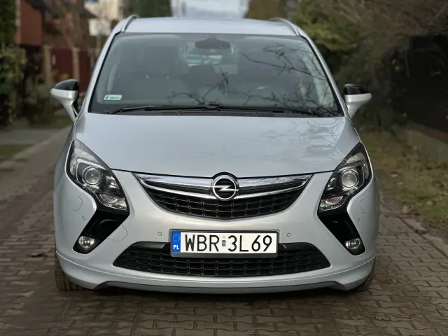 OPEL Zafira Cosmo